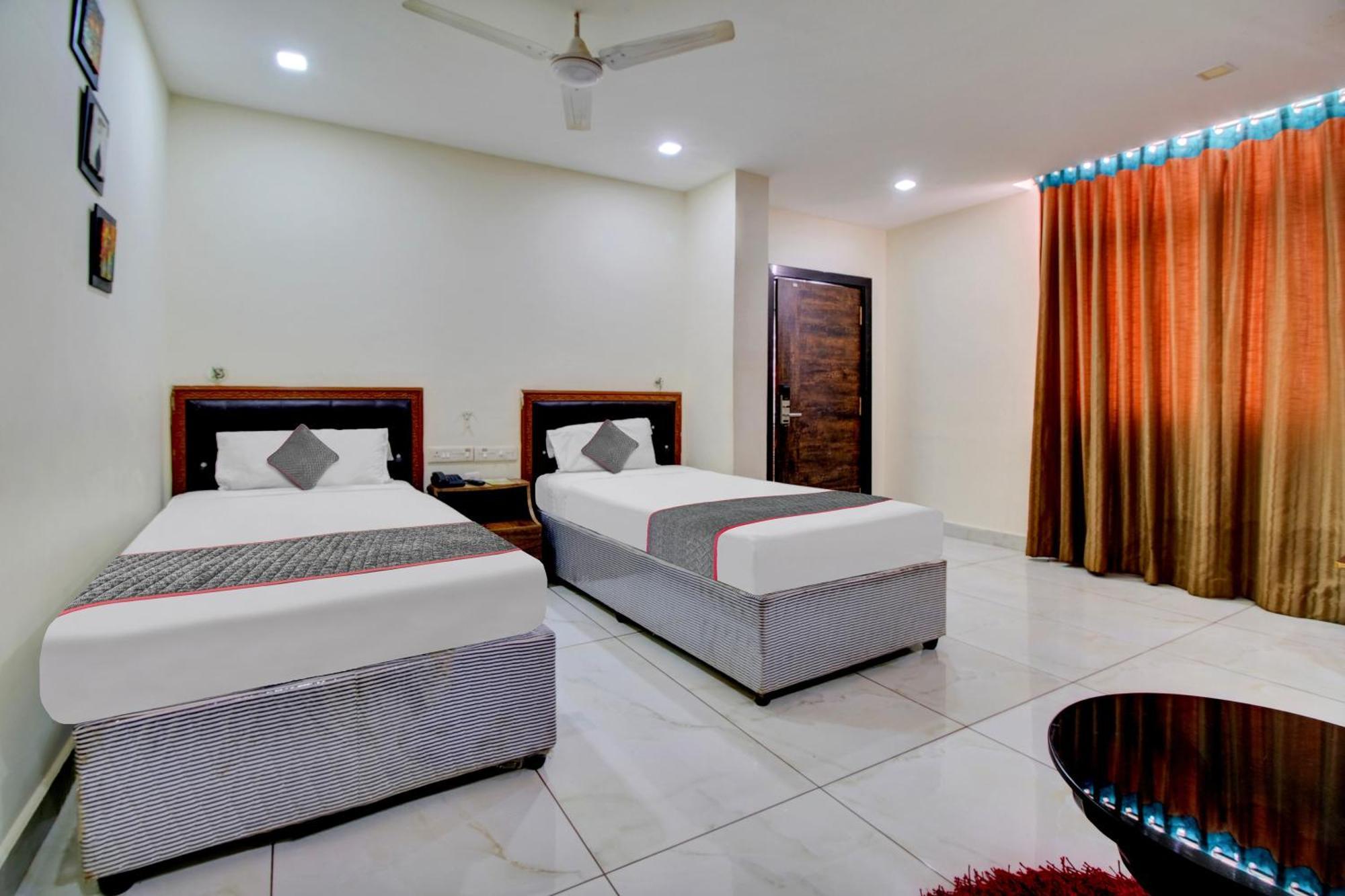 Hotel O Jaya Fortune คุนตูร์ ภายนอก รูปภาพ